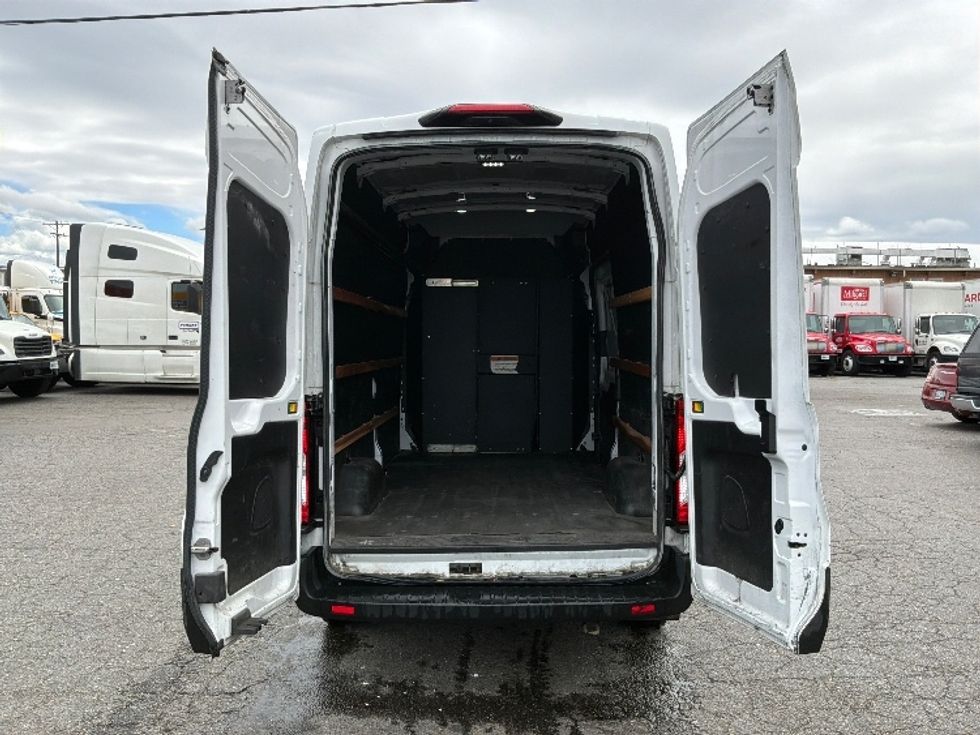 Cargo Van (Panel Van)-Light and Medium Duty Trucks-Ford-2022-Transit 250-Pasco-WA-171,458\n\t\tmiles-$ 25,750 - Image 8