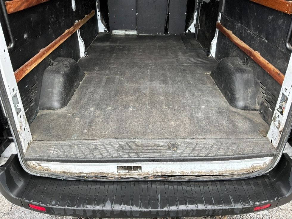 Cargo Van (Panel Van)-Light and Medium Duty Trucks-Ford-2022-Transit 250-Pasco-WA-171,458\n\t\tmiles-$ 25,750 - Image 9