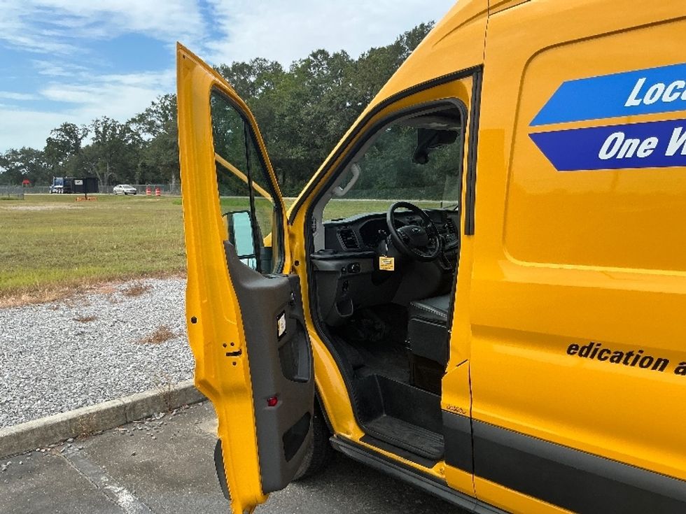 Cargo Van (Panel Van)-Light and Medium Duty Trucks-Ford-2022-Transit 250-Pensacola-FL-100,572\n\t\tmiles-$ 30,750 - Image 13