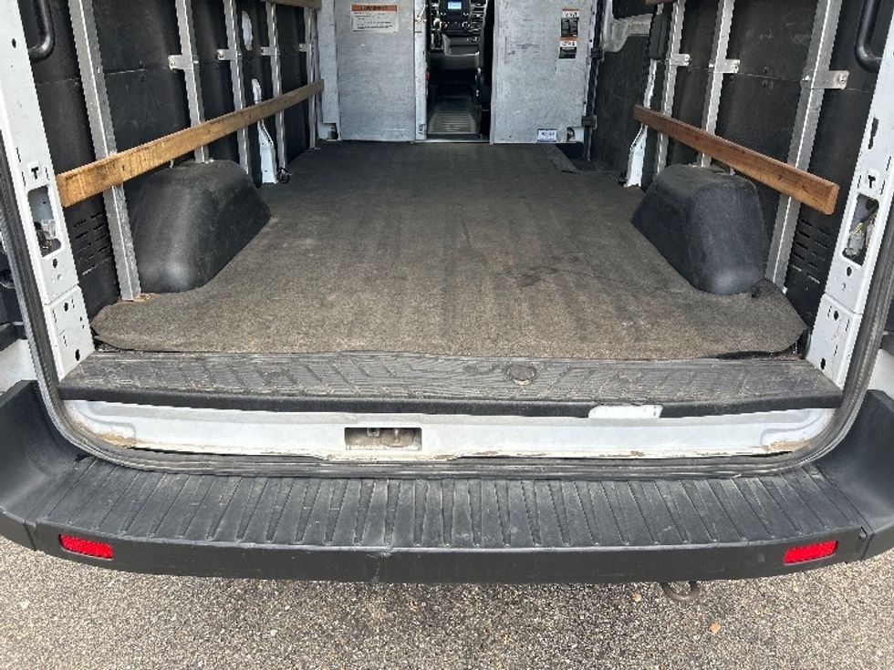 Cargo Van (Panel Van)-Light and Medium Duty Trucks-Ford-2022-Transit 250-Pensacola-FL-133,043\n\t\tmiles-$ 30,000 - Image 10