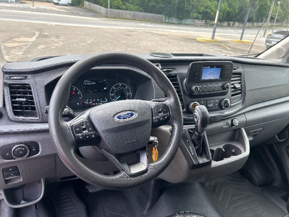 Cargo Van (Panel Van)-Light and Medium Duty Trucks-Ford-2022-Transit 250-Pensacola-FL-133,043\n\t\tmiles-$ 30,000 - Image 17