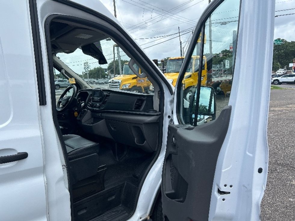Cargo Van (Panel Van)-Light and Medium Duty Trucks-Ford-2022-Transit 250-Pensacola-FL-133,043\n\t\tmiles-$ 30,000 - Image 20