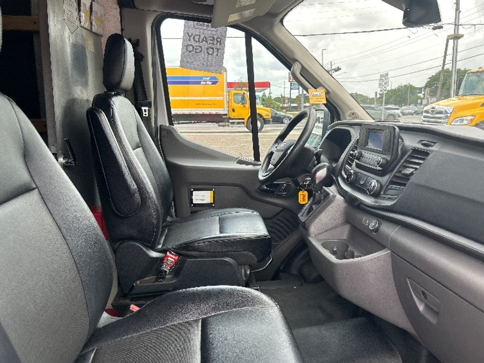 Cargo Van (Panel Van)-Light and Medium Duty Trucks-Ford-2022-Transit 250-Pensacola-FL-133,043\n\t\tmiles-$ 30,000 - Image 22