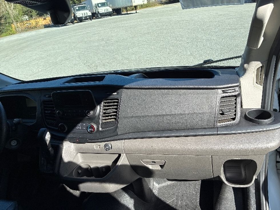 Cargo Van (Panel Van)-Light and Medium Duty Trucks-Ford-2022-Transit 250-Pensacola-FL-133,111\n\t\tmiles-$ 31,000 - Image 20