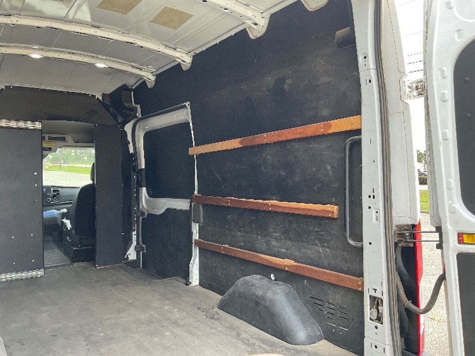 Cargo Van (Panel Van)-Light and Medium Duty Trucks-Ford-2022-Transit 250-Pensacola-FL-167,498\n\t\tmiles-$ 24,750 - Image 11