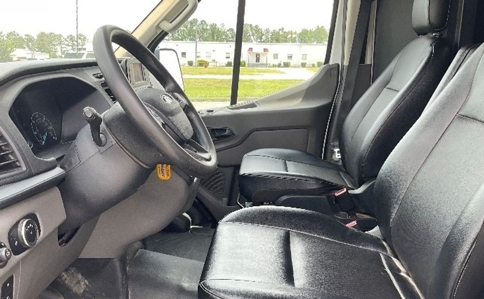 Cargo Van (Panel Van)-Light and Medium Duty Trucks-Ford-2022-Transit 250-Pensacola-FL-167,498\n\t\tmiles-$ 24,750 - Image 17
