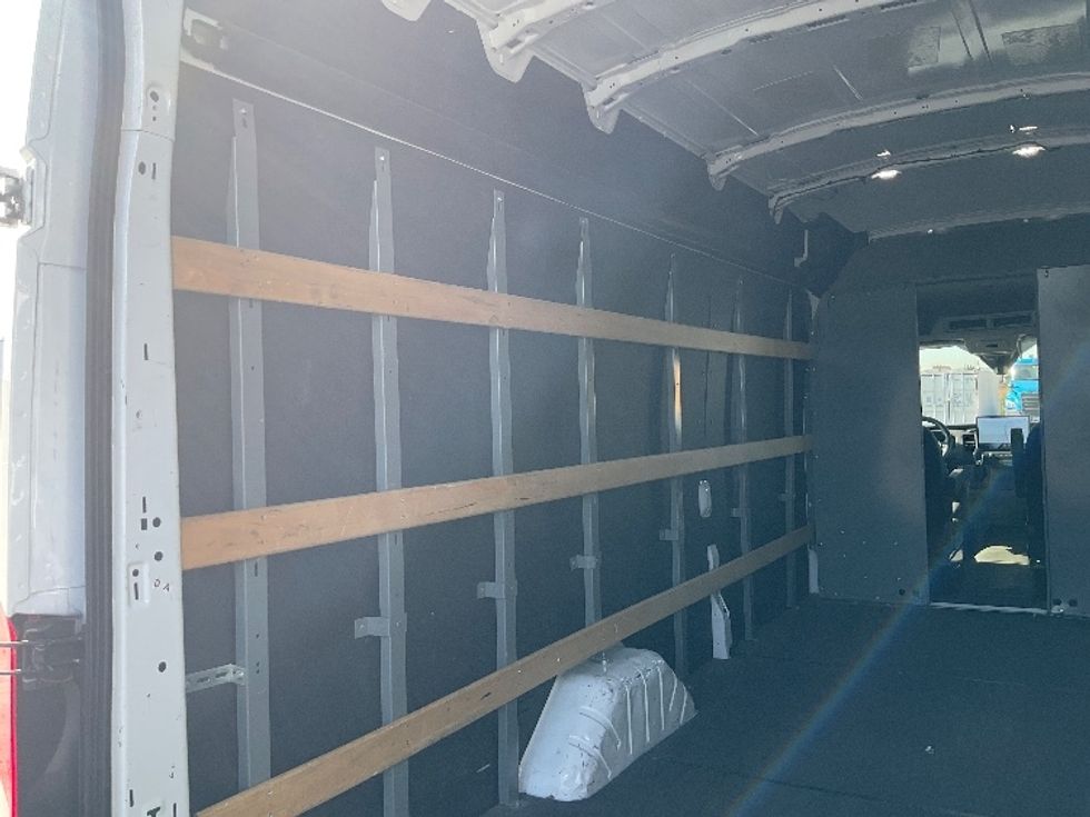 Cargo Van (Panel Van)-Light and Medium Duty Trucks-Ford-2022-Transit 250-Phoenix-AZ-41,707\n\t\tmiles-$ 43,250 - Image 11