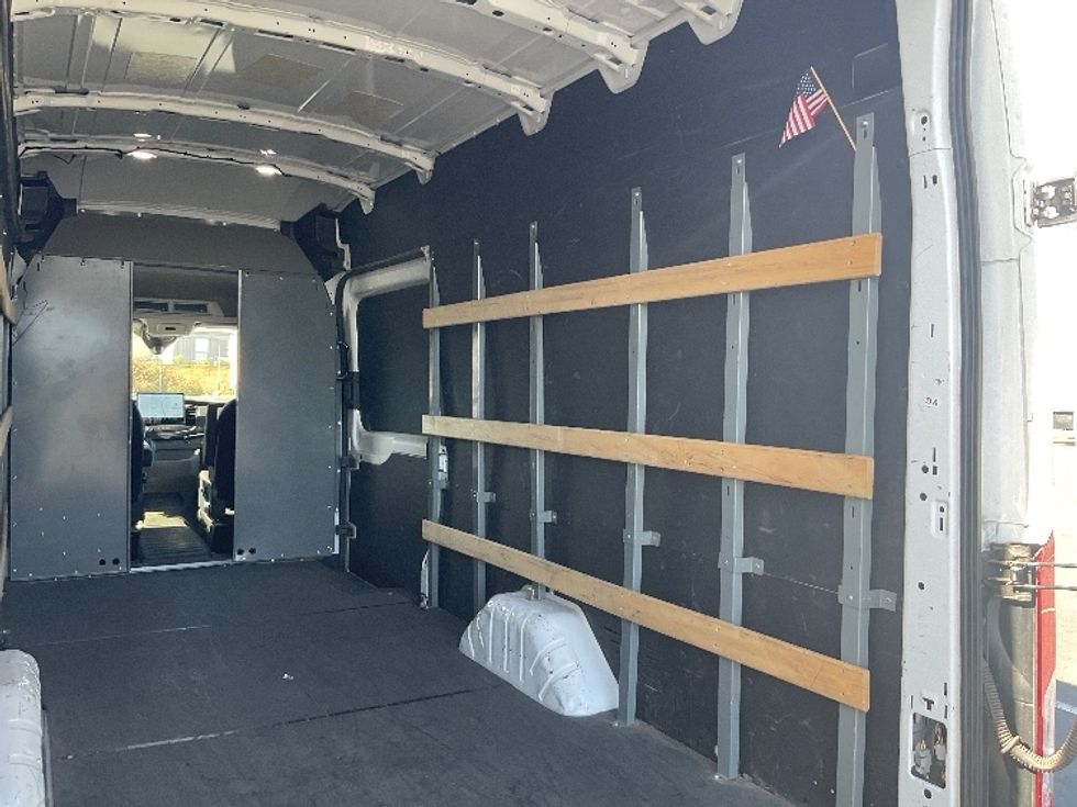 Cargo Van (Panel Van)-Light and Medium Duty Trucks-Ford-2022-Transit 250-Phoenix-AZ-41,707\n\t\tmiles-$ 43,250 - Image 12