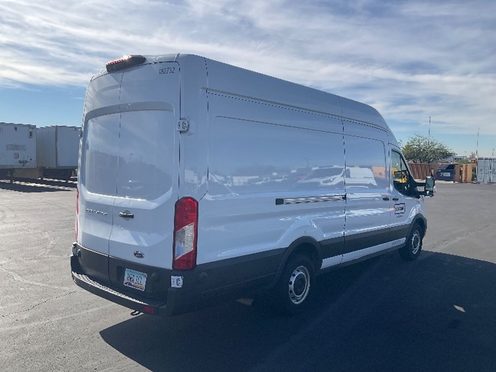 Cargo Van (Panel Van)-Light and Medium Duty Trucks-Ford-2022-Transit 250-Phoenix-AZ-41,707\n\t\tmiles-$ 43,250 - Image 13