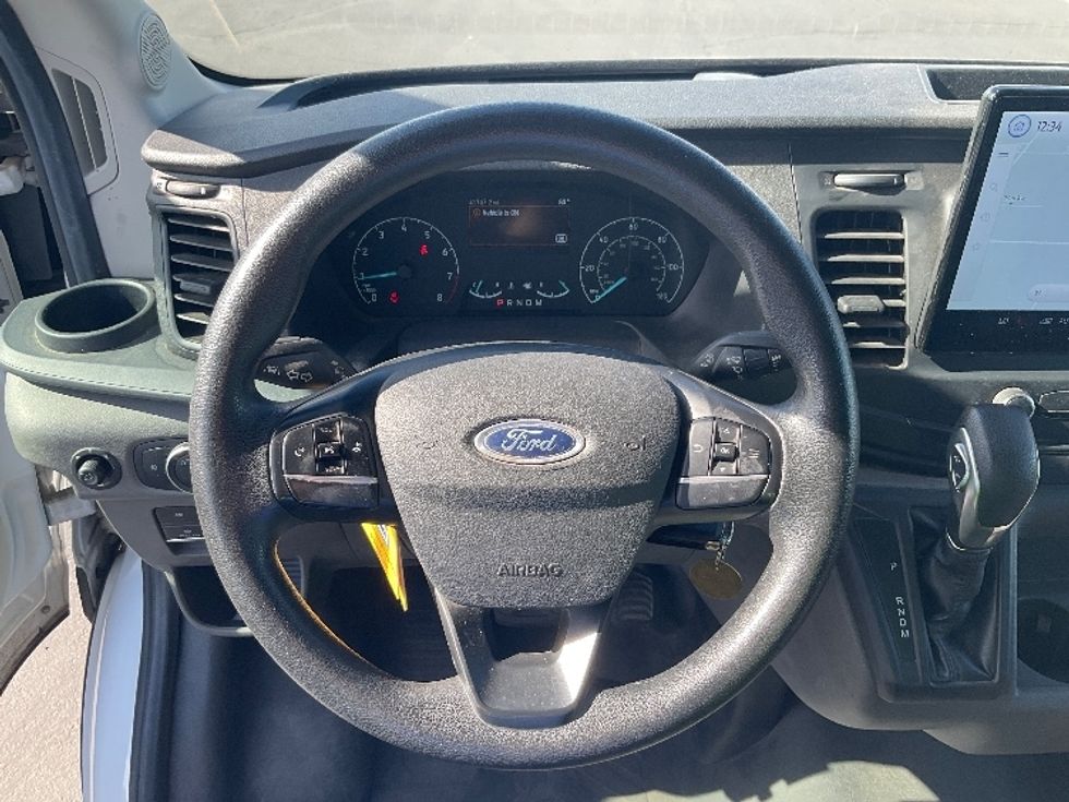 Cargo Van (Panel Van)-Light and Medium Duty Trucks-Ford-2022-Transit 250-Phoenix-AZ-41,707\n\t\tmiles-$ 43,250 - Image 18