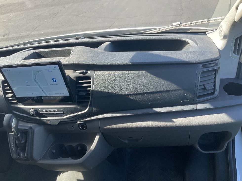 Cargo Van (Panel Van)-Light and Medium Duty Trucks-Ford-2022-Transit 250-Phoenix-AZ-41,707\n\t\tmiles-$ 43,250 - Image 21