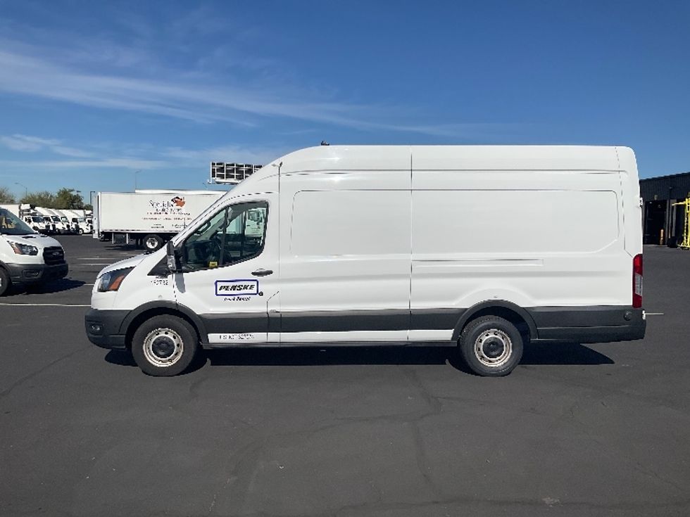 Cargo Van (Panel Van)-Light and Medium Duty Trucks-Ford-2022-Transit 250-Phoenix-AZ-41,707\n\t\tmiles-$ 43,250 - Image 4