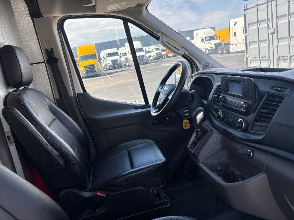 Cargo Van (Panel Van)-Light and Medium Duty Trucks-Ford-2022-Transit 250-Phoenix-AZ-79,478\n\t\tmiles-$ 35,500 - Image 21