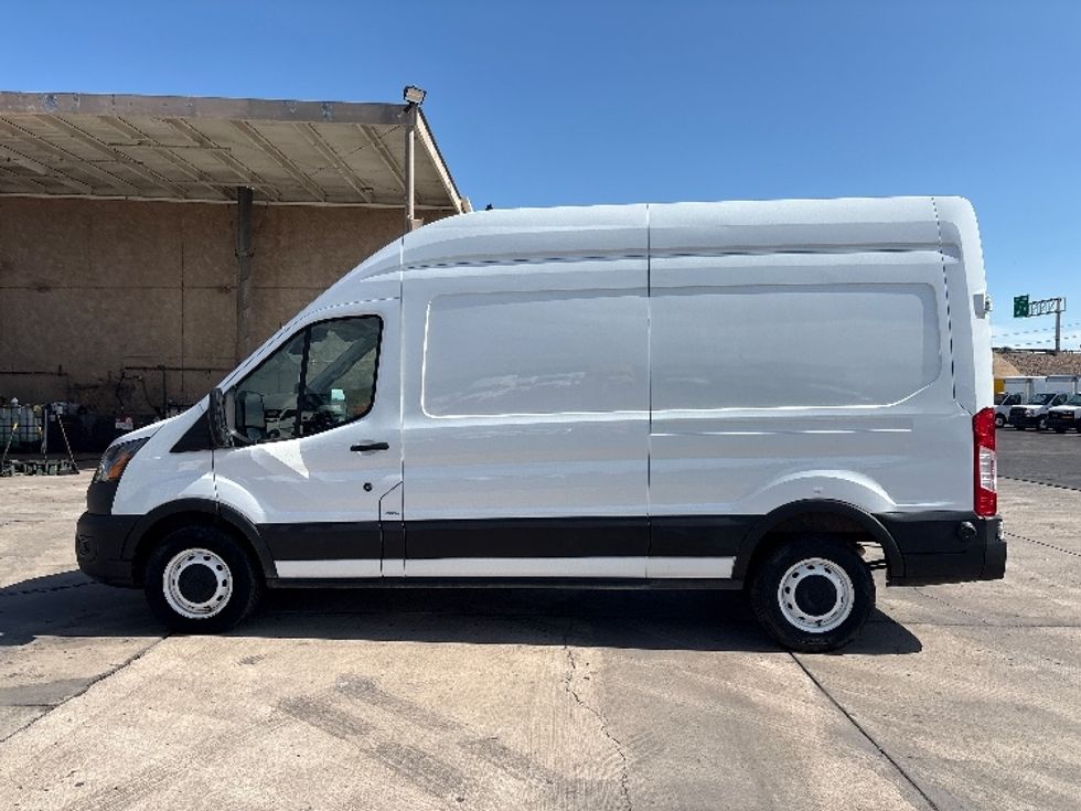Cargo Van (Panel Van)-Light and Medium Duty Trucks-Ford-2022-Transit 250-Phoenix-AZ-79,478\n\t\tmiles-$ 35,500 - Image 4