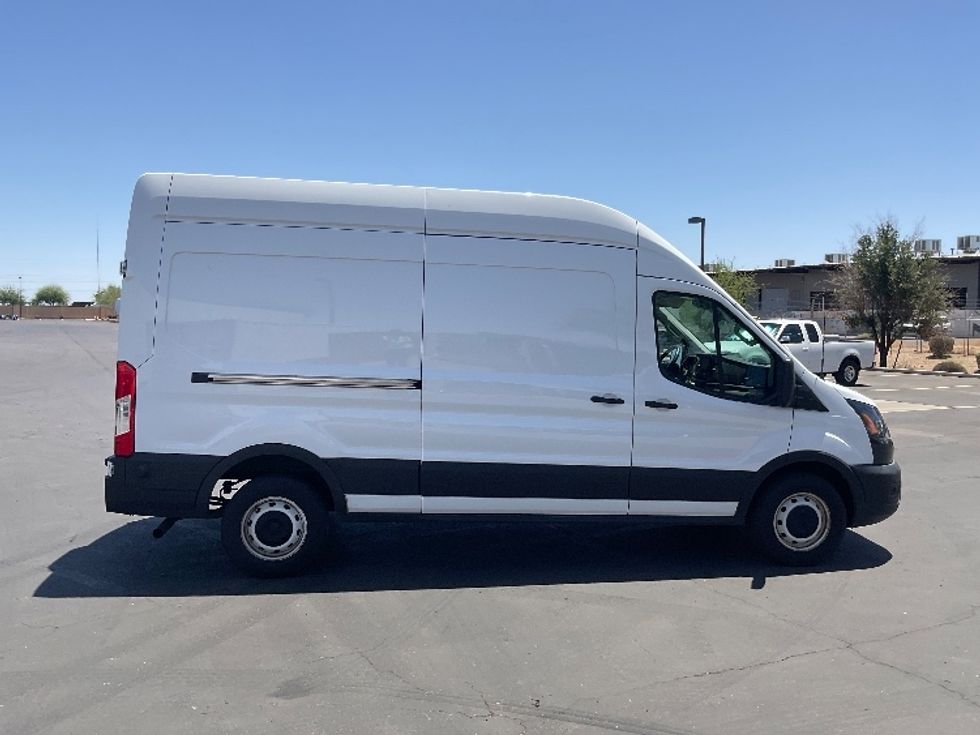 Cargo Van (Panel Van)-Light and Medium Duty Trucks-Ford-2022-Transit 250-Phoenix-AZ-89,010\n\t\tmiles-$ 37,250 - Image 15