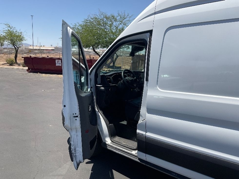 Cargo Van (Panel Van)-Light and Medium Duty Trucks-Ford-2022-Transit 250-Phoenix-AZ-89,010\n\t\tmiles-$ 37,250 - Image 16