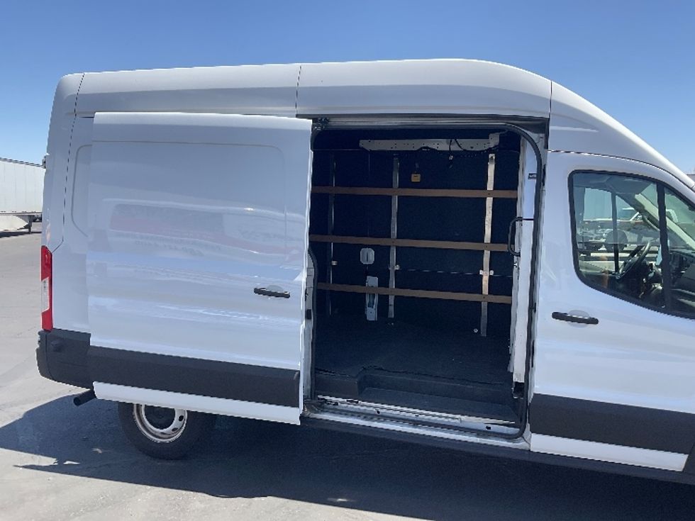 Cargo Van (Panel Van)-Light and Medium Duty Trucks-Ford-2022-Transit 250-Phoenix-AZ-89,010\n\t\tmiles-$ 37,250 - Image 25