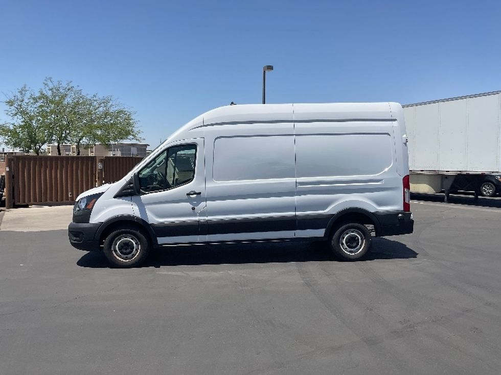 Cargo Van (Panel Van)-Light and Medium Duty Trucks-Ford-2022-Transit 250-Phoenix-AZ-89,010\n\t\tmiles-$ 37,250 - Image 4