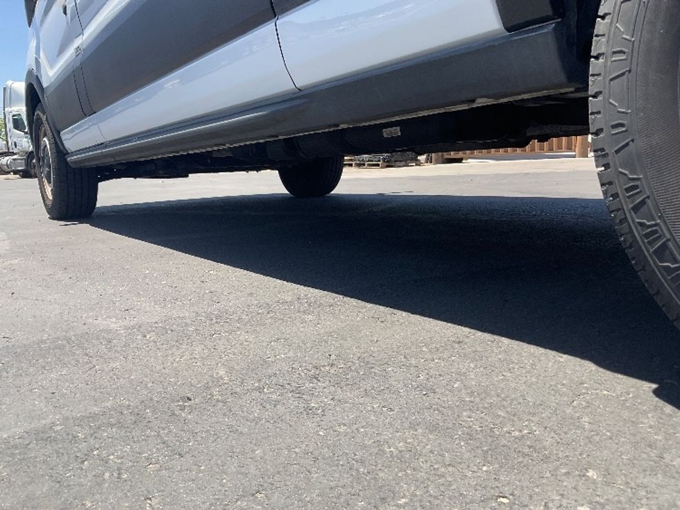 Cargo Van (Panel Van)-Light and Medium Duty Trucks-Ford-2022-Transit 250-Phoenix-AZ-89,010\n\t\tmiles-$ 37,250 - Image 5