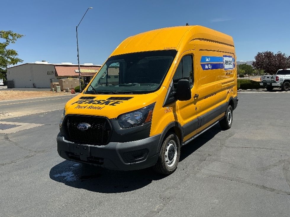 Cargo Van (Panel Van)-Light and Medium Duty Trucks-Ford-2022-Transit 250-Prescott Valley-AZ-100,928\n\t\tmiles-$ 32,000 - Image 3