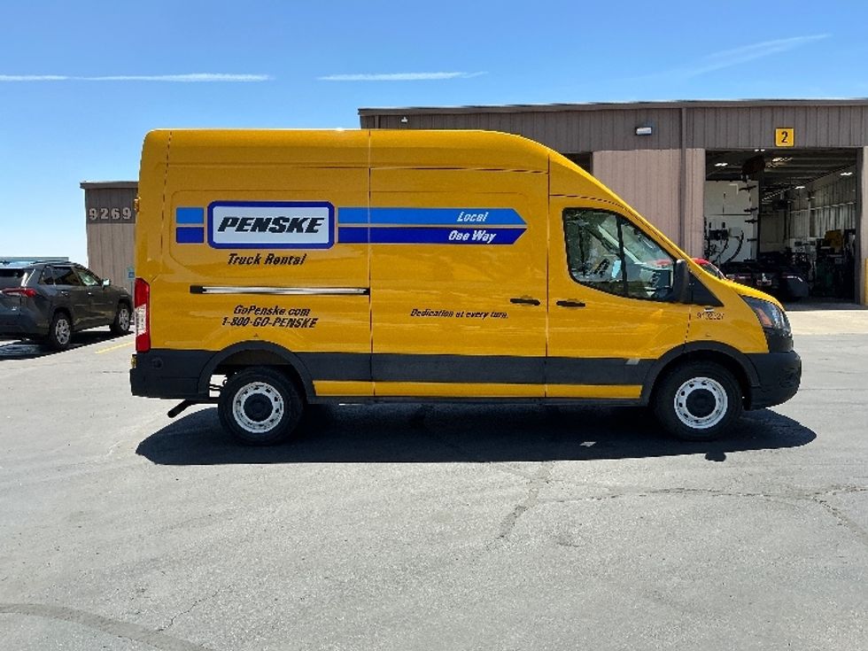Cargo Van (Panel Van)-Light and Medium Duty Trucks-Ford-2022-Transit 250-Prescott Valley-AZ-100,928\n\t\tmiles-$ 32,000 - Image 14