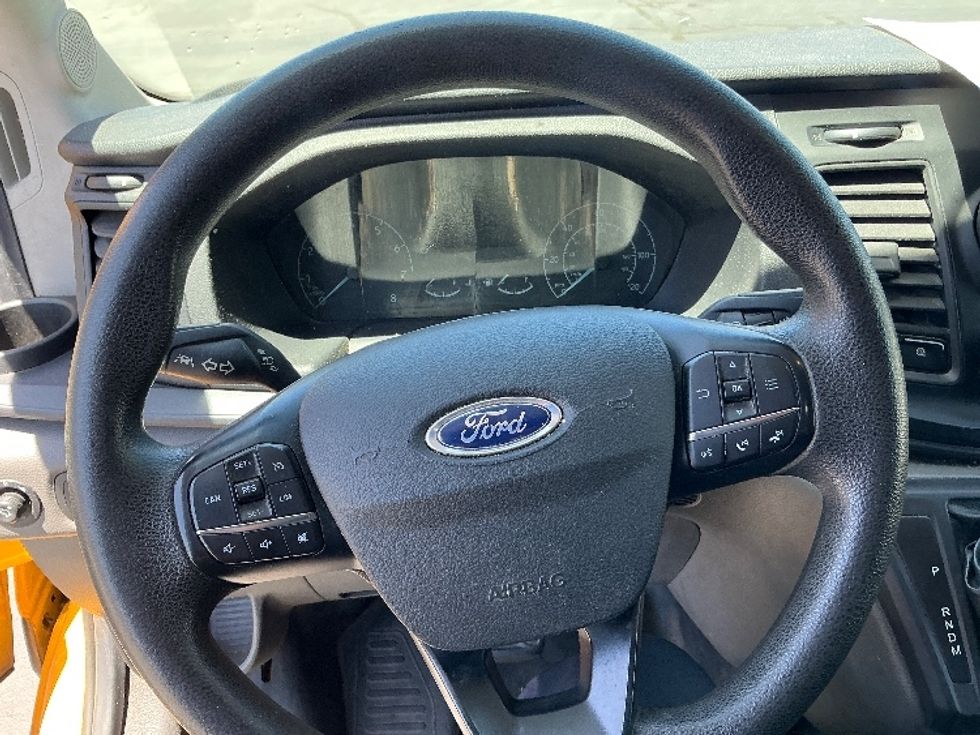 Cargo Van (Panel Van)-Light and Medium Duty Trucks-Ford-2022-Transit 250-Prescott Valley-AZ-100,928\n\t\tmiles-$ 32,000 - Image 17