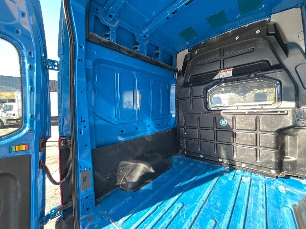Cargo Van (Panel Van)-Light and Medium Duty Trucks-Ford-2022-Transit 250-Prince George-VA-41,000\n\t\tmiles-$ 36,000 - Image 11