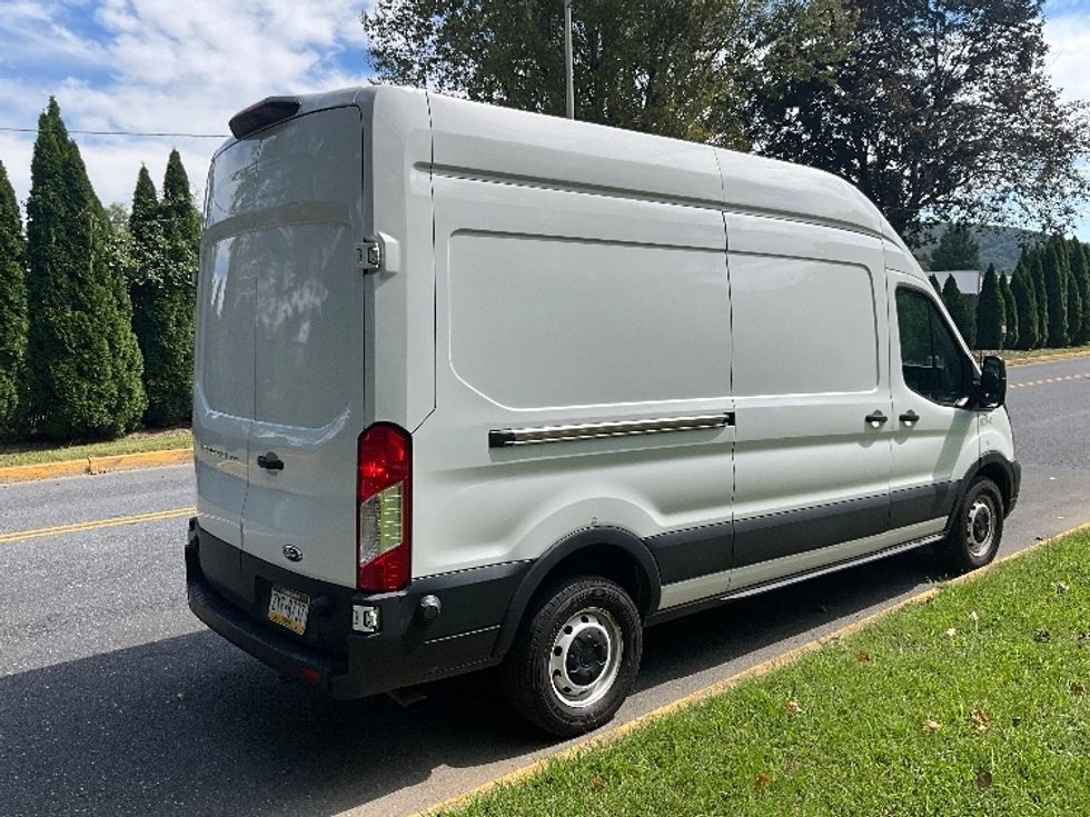 Cargo Van (Panel Van)-Light and Medium Duty Trucks-Ford-2022-Transit 250-Reading-PA-79,864\n\t\tmiles-$ 35,250 - Image 12