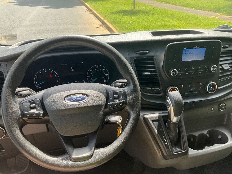 Cargo Van (Panel Van)-Light and Medium Duty Trucks-Ford-2022-Transit 250-Reading-PA-79,864\n\t\tmiles-$ 35,250 - Image 17