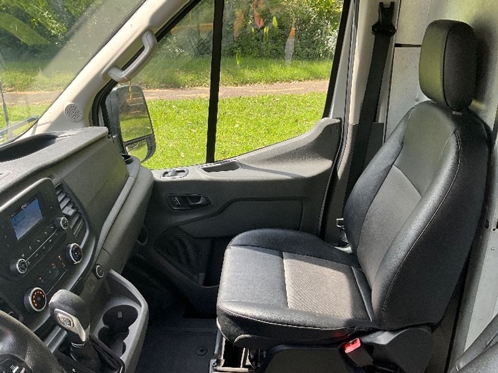 Cargo Van (Panel Van)-Light and Medium Duty Trucks-Ford-2022-Transit 250-Reading-PA-79,864\n\t\tmiles-$ 35,250 - Image 18