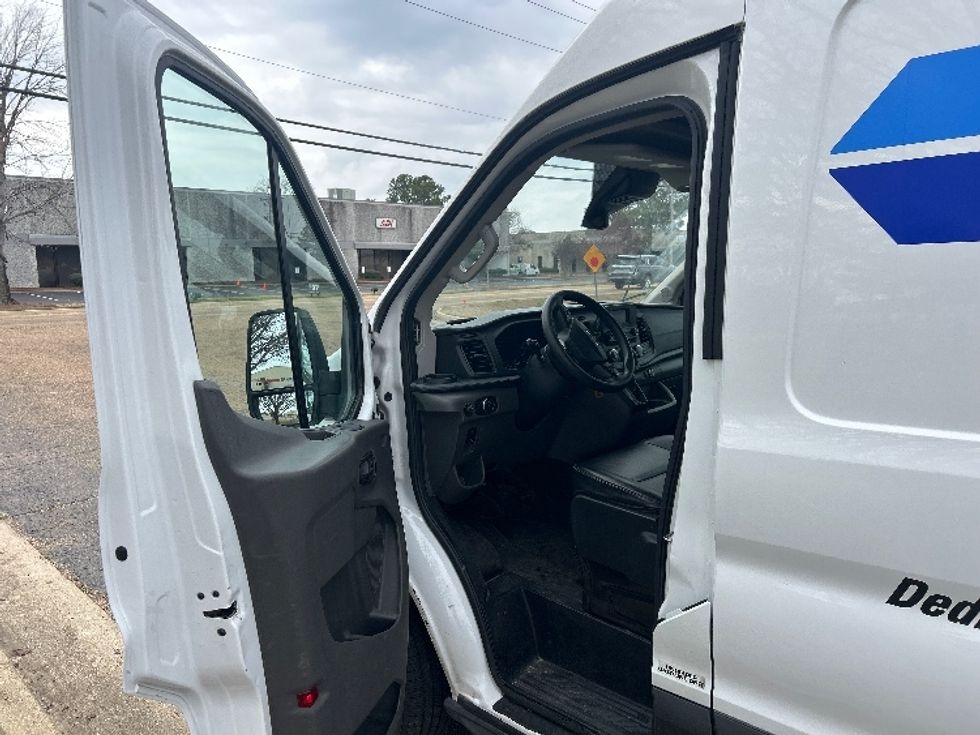 Cargo Van (Panel Van)-Light and Medium Duty Trucks-Ford-2022-Transit 250-Richland-MS-93,777\n\t\tmiles-$ 36,500 - Image 12