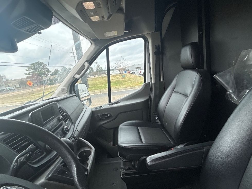 Cargo Van (Panel Van)-Light and Medium Duty Trucks-Ford-2022-Transit 250-Richland-MS-93,777\n\t\tmiles-$ 36,500 - Image 15