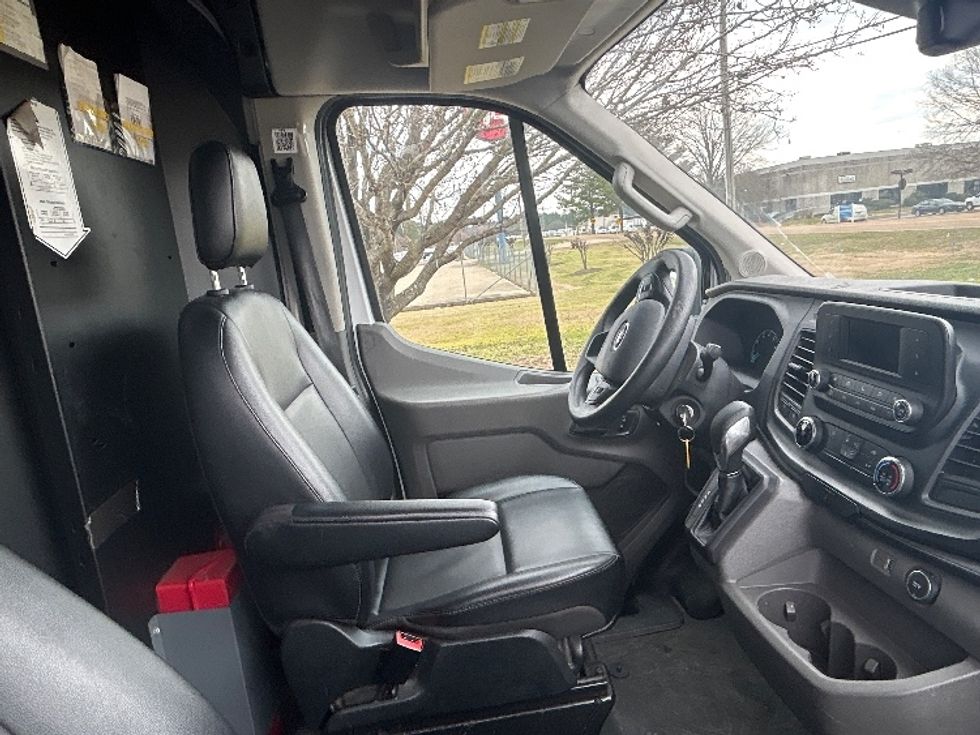 Cargo Van (Panel Van)-Light and Medium Duty Trucks-Ford-2022-Transit 250-Richland-MS-93,777\n\t\tmiles-$ 36,500 - Image 18
