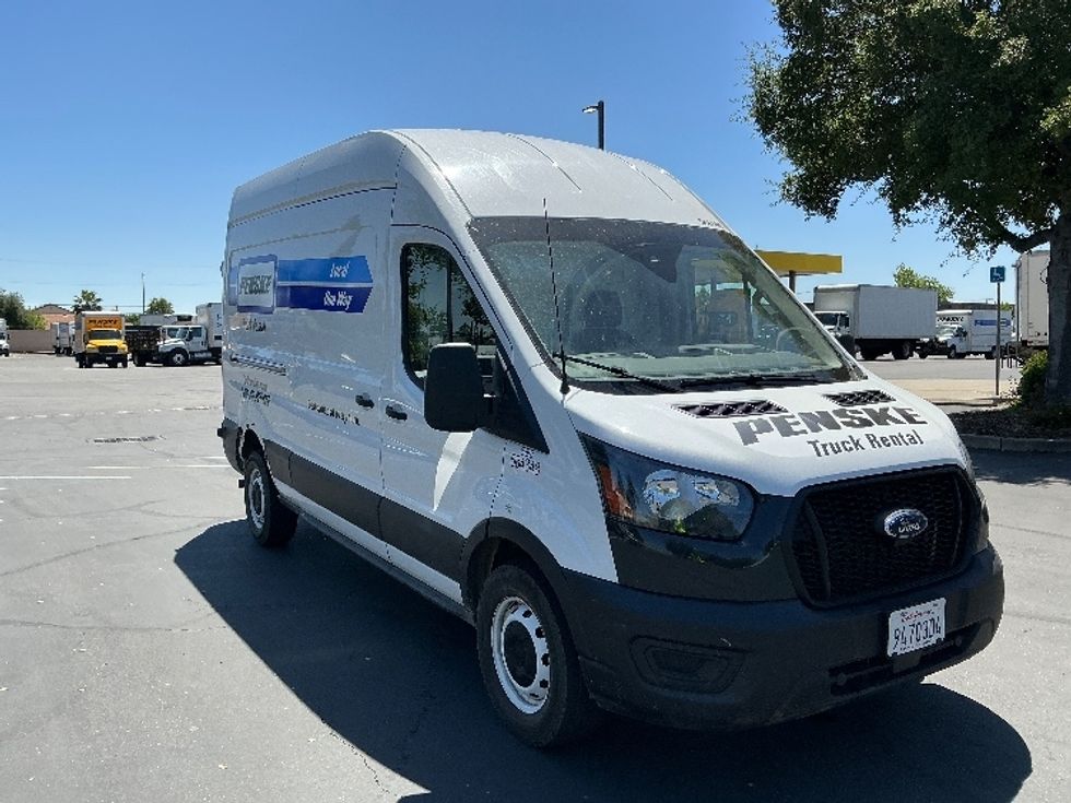 Cargo Van (Panel Van)-Light and Medium Duty Trucks-Ford-2022-Transit 250-Sacramento-CA-108,057\n\t\tmiles-$ 34,750 - Image 1