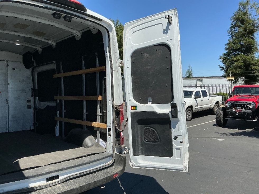 Cargo Van (Panel Van)-Light and Medium Duty Trucks-Ford-2022-Transit 250-Sacramento-CA-108,057\n\t\tmiles-$ 34,750 - Image 10
