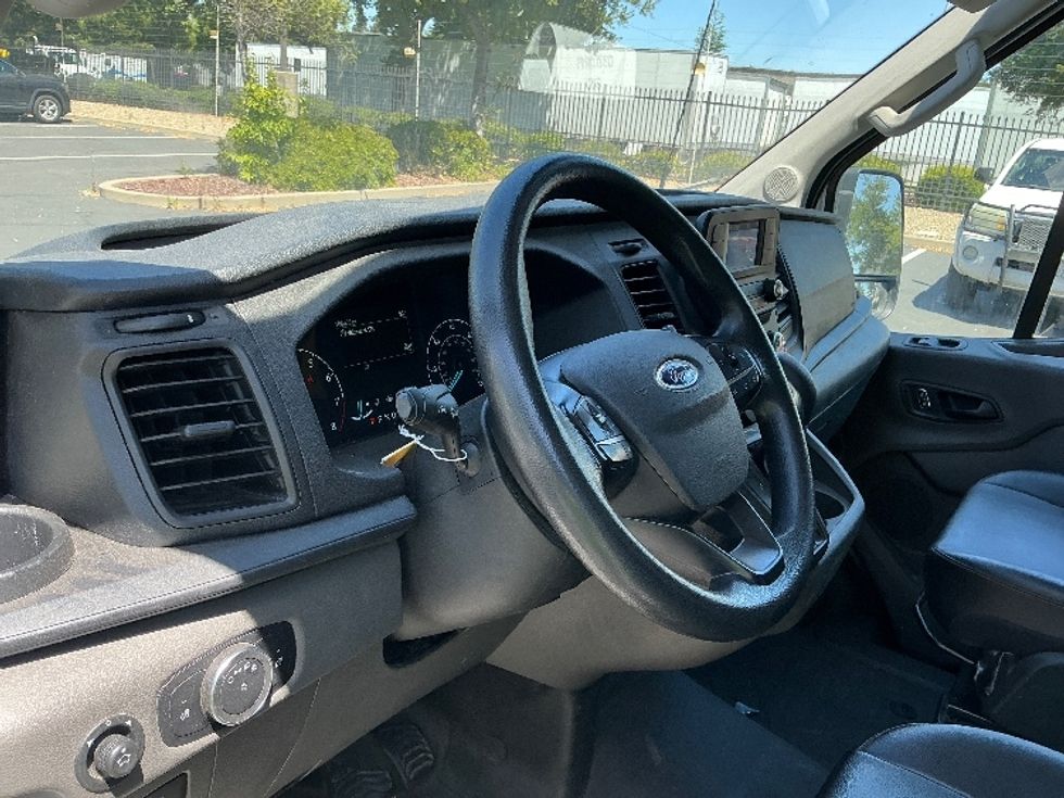 Cargo Van (Panel Van)-Light and Medium Duty Trucks-Ford-2022-Transit 250-Sacramento-CA-108,057\n\t\tmiles-$ 34,750 - Image 14