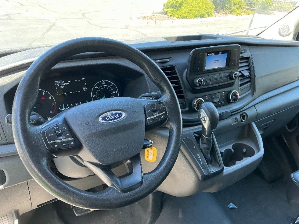 Cargo Van (Panel Van)-Light and Medium Duty Trucks-Ford-2022-Transit 250-Sacramento-CA-108,057\n\t\tmiles-$ 34,750 - Image 15