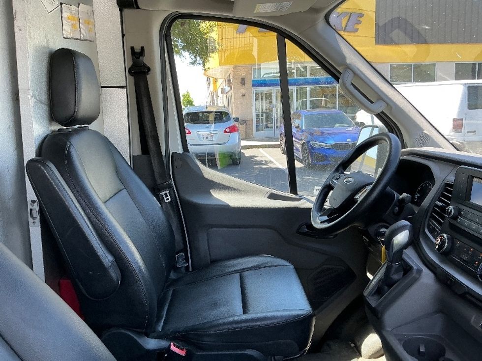 Cargo Van (Panel Van)-Light and Medium Duty Trucks-Ford-2022-Transit 250-Sacramento-CA-108,057\n\t\tmiles-$ 34,750 - Image 19