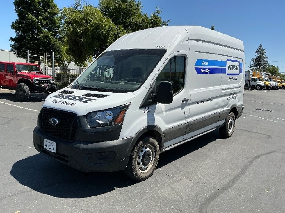 Cargo Van (Panel Van)-Light and Medium Duty Trucks-Ford-2022-Transit 250-Sacramento-CA-108,057\n\t\tmiles-$ 34,750 - Image 3