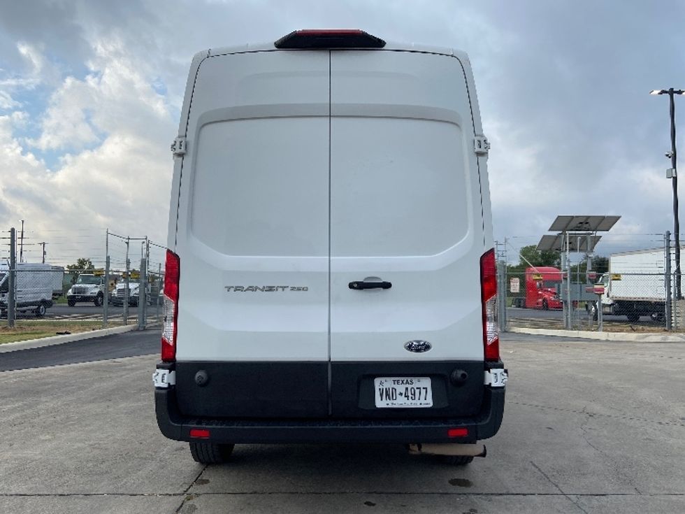 Cargo Van (Panel Van)-Light and Medium Duty Trucks-Ford-2022-Transit 250-San Antonio-TX-130,892\n\t\tmiles-$ 30,250 - Image 7