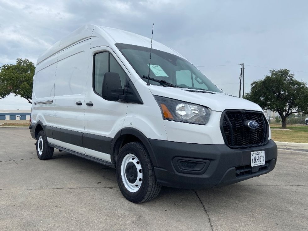 Cargo Van (Panel Van)-Light and Medium Duty Trucks-Ford-2022-Transit 250-San Antonio-TX-145,021\n\t\tmiles-$ 28,000 - Image 1