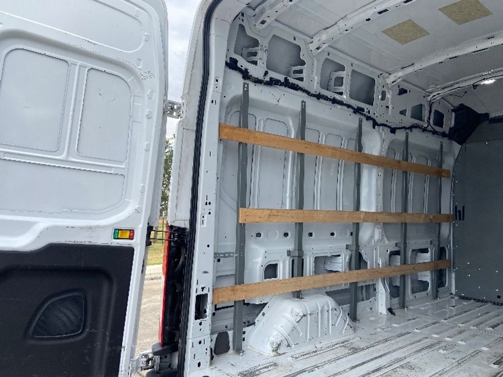 Cargo Van (Panel Van)-Light and Medium Duty Trucks-Ford-2022-Transit 250-San Antonio-TX-145,021\n\t\tmiles-$ 28,000 - Image 10