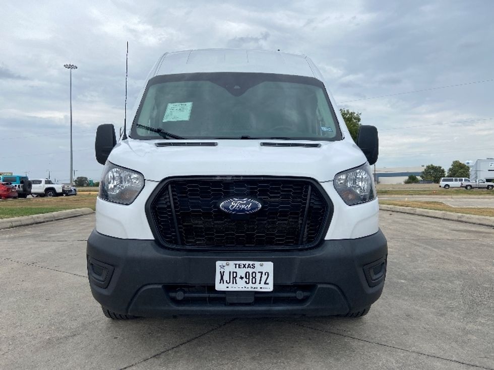 Cargo Van (Panel Van)-Light and Medium Duty Trucks-Ford-2022-Transit 250-San Antonio-TX-145,021\n\t\tmiles-$ 28,000 - Image 2