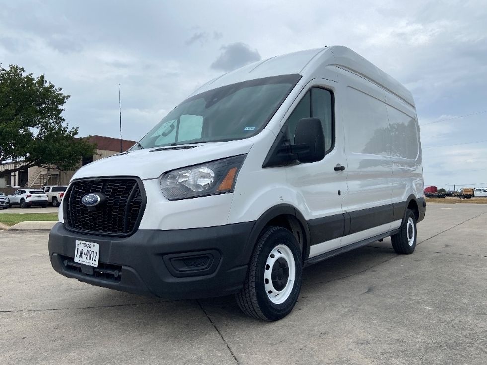 Cargo Van (Panel Van)-Light and Medium Duty Trucks-Ford-2022-Transit 250-San Antonio-TX-145,021\n\t\tmiles-$ 28,000 - Image 3