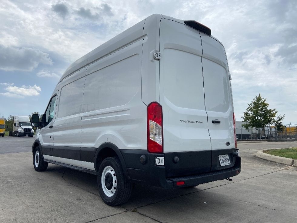 Cargo Van (Panel Van)-Light and Medium Duty Trucks-Ford-2022-Transit 250-San Antonio-TX-145,021\n\t\tmiles-$ 28,000 - Image 6