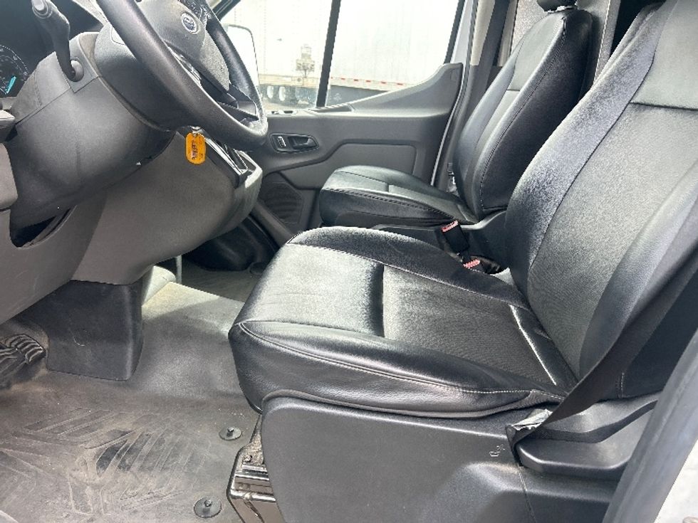 Cargo Van (Panel Van)-Light and Medium Duty Trucks-Ford-2022-Transit 250-San Marcos-CA-104,971\n\t\tmiles-$ 36,750 - Image 19