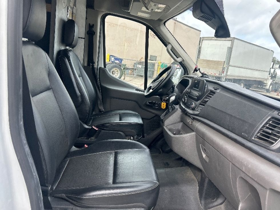Cargo Van (Panel Van)-Light and Medium Duty Trucks-Ford-2022-Transit 250-San Marcos-CA-104,971\n\t\tmiles-$ 36,750 - Image 22