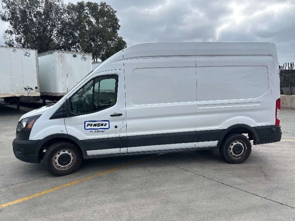 Cargo Van (Panel Van)-Light and Medium Duty Trucks-Ford-2022-Transit 250-San Marcos-CA-104,971\n\t\tmiles-$ 36,750 - Image 4
