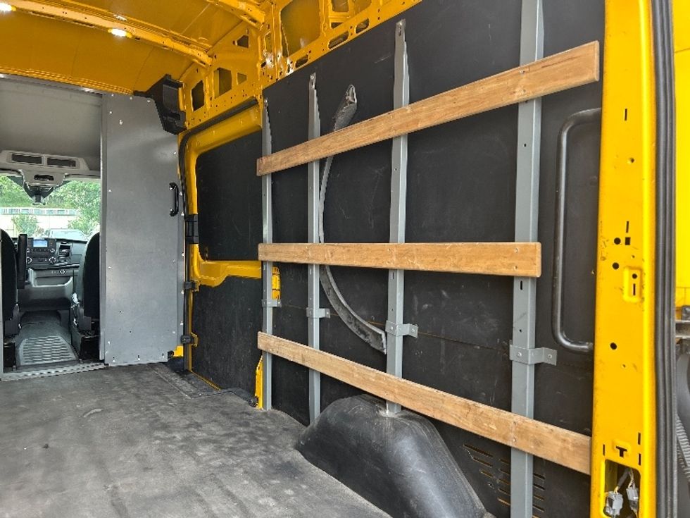 Cargo Van (Panel Van)-Light and Medium Duty Trucks-Ford-2022-Transit 250-Selma-TX-81,042\n\t\tmiles-$ 35,750 - Image 12
