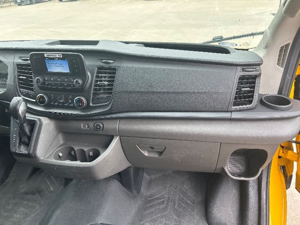 Cargo Van (Panel Van)-Light and Medium Duty Trucks-Ford-2022-Transit 250-Selma-TX-81,042\n\t\tmiles-$ 35,750 - Image 21